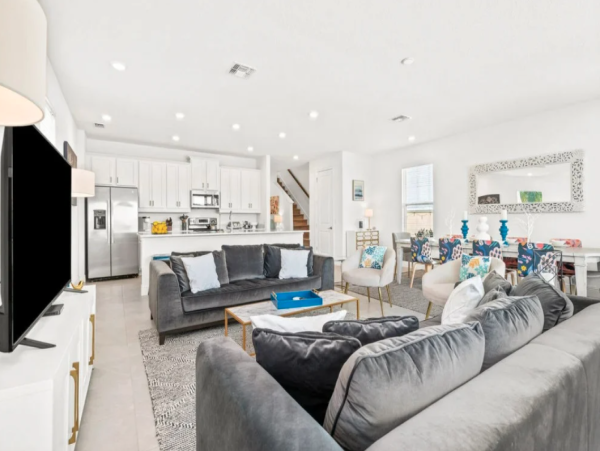 Luxury 4-Bedroom in Kissimmee- Perfect Family Getaway